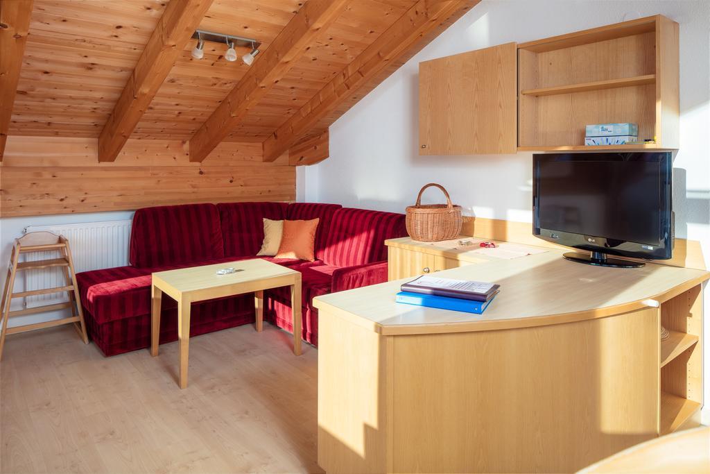Schimpfoesslhof Villa Fiss Kültér fotó